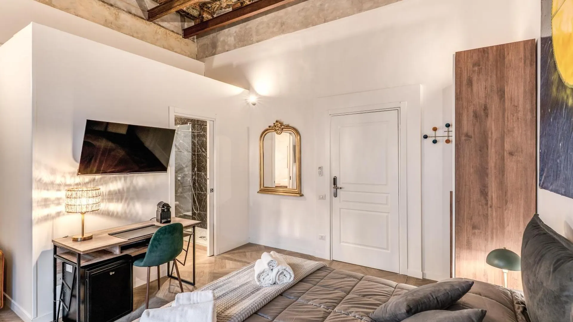 Boutique Quartieri Spagnoli Naples