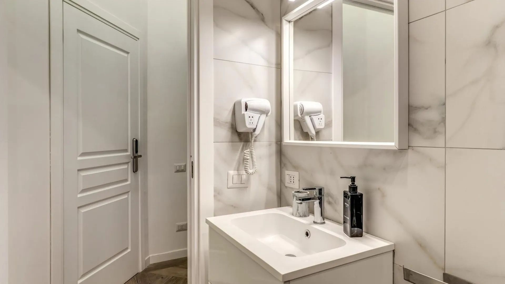 Boutique Quartieri Spagnoli Naples Guest house