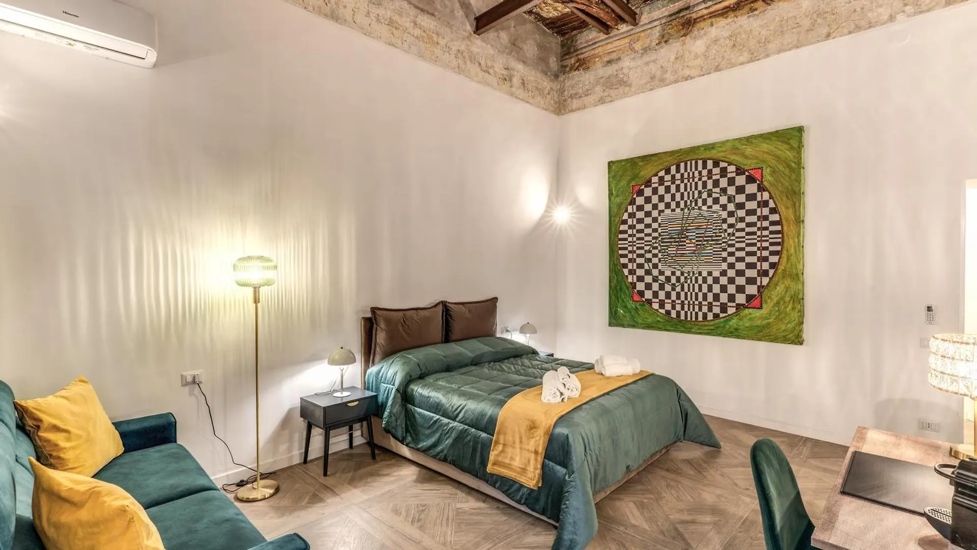 Boutique Quartieri Spagnoli Naples Italy